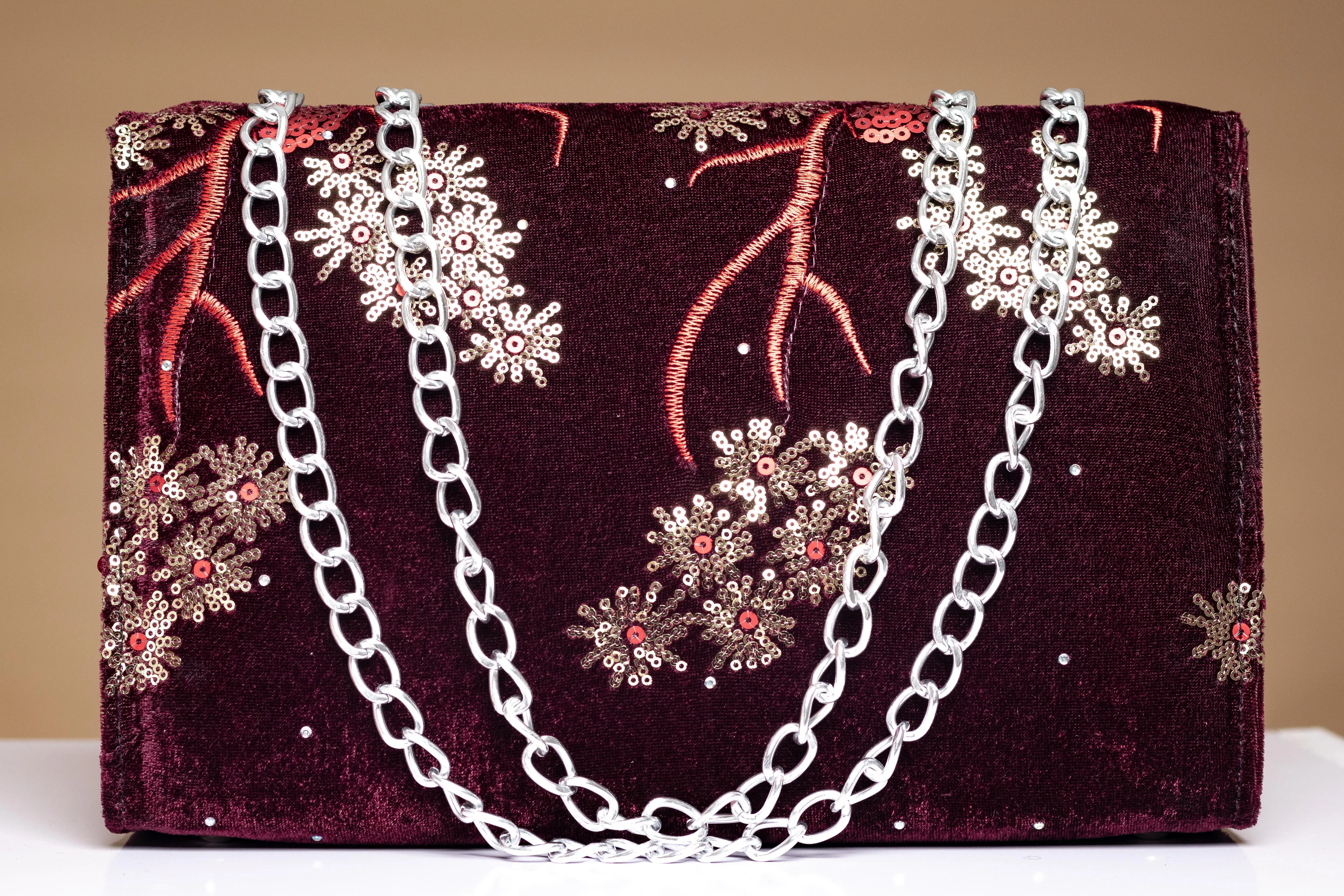 Ademide Sequined handbag (Wine)