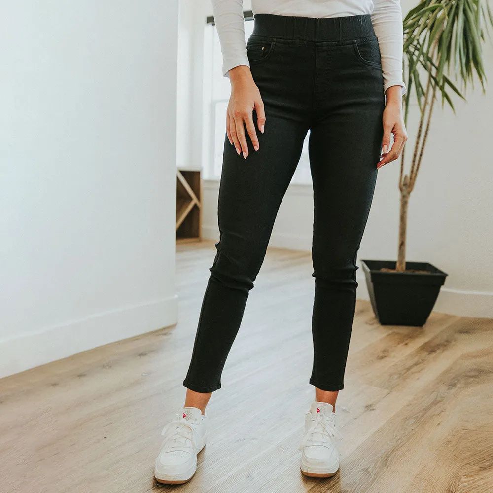 Lily Jeans (Black)